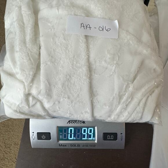 Chico’s Black Label Lace Top 3 XL 16/18 White Bell Sleeve Peplum NWT $149‎ - Picture 8 of 8